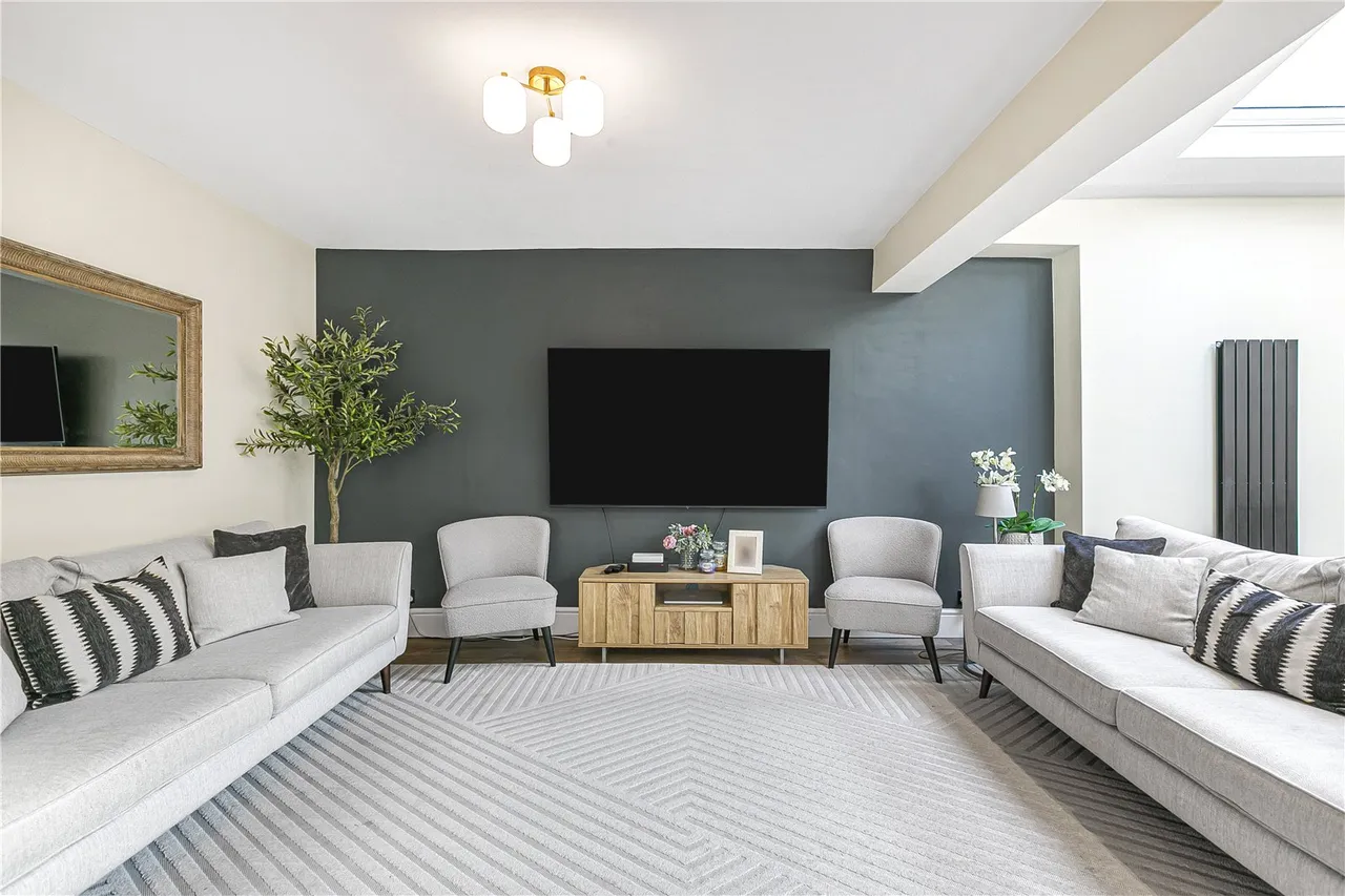 Bridge Way, Twickenham, TW2, photo 3