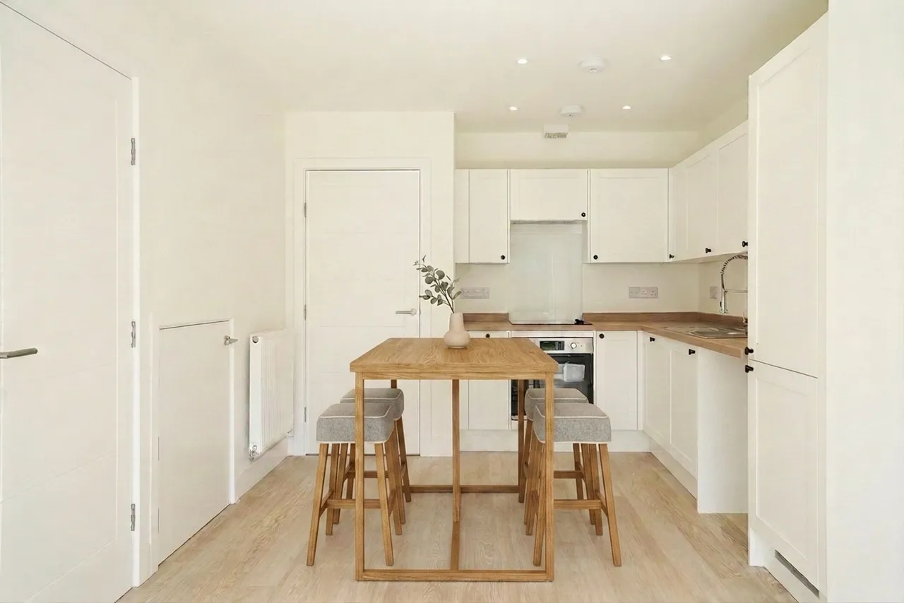 Mervyn, Waverley Central Phase III, S60, photo 3