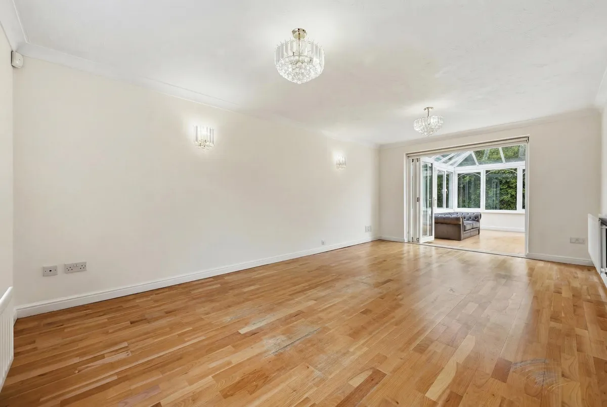 Cleves Close, Loughton, IG10, photo 4