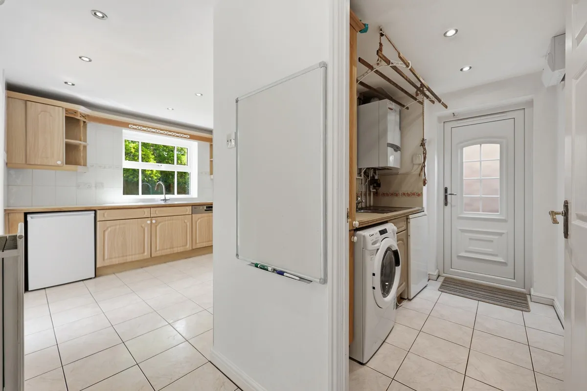 Cleves Close, Loughton, IG10, photo 13