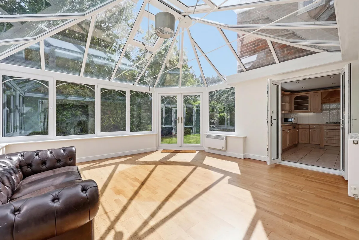 Cleves Close, Loughton, IG10, photo 11