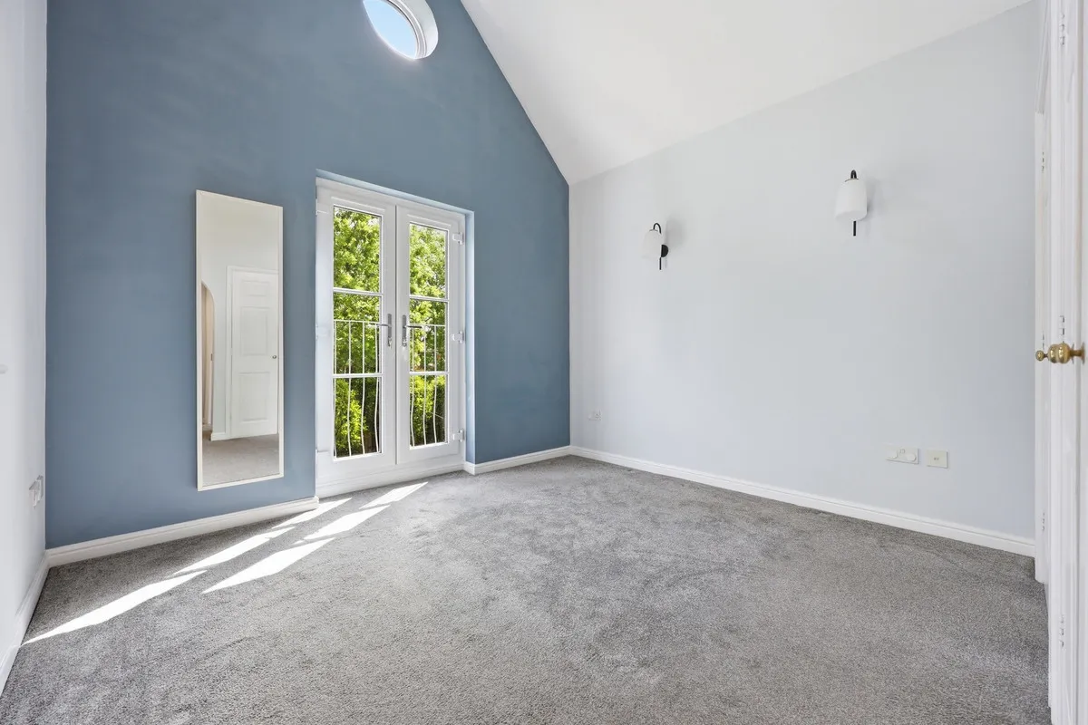 Cleves Close, Loughton, IG10, photo 16
