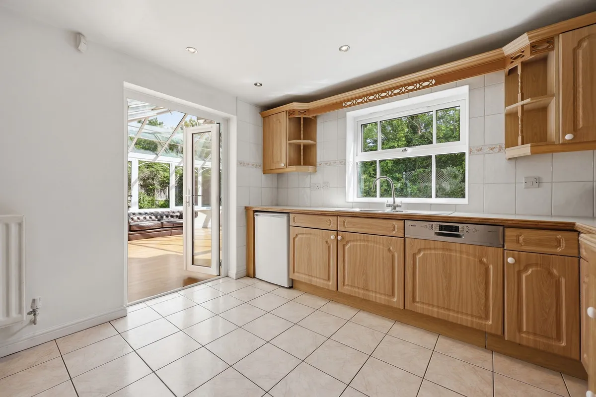 Cleves Close, Loughton, IG10, photo 12