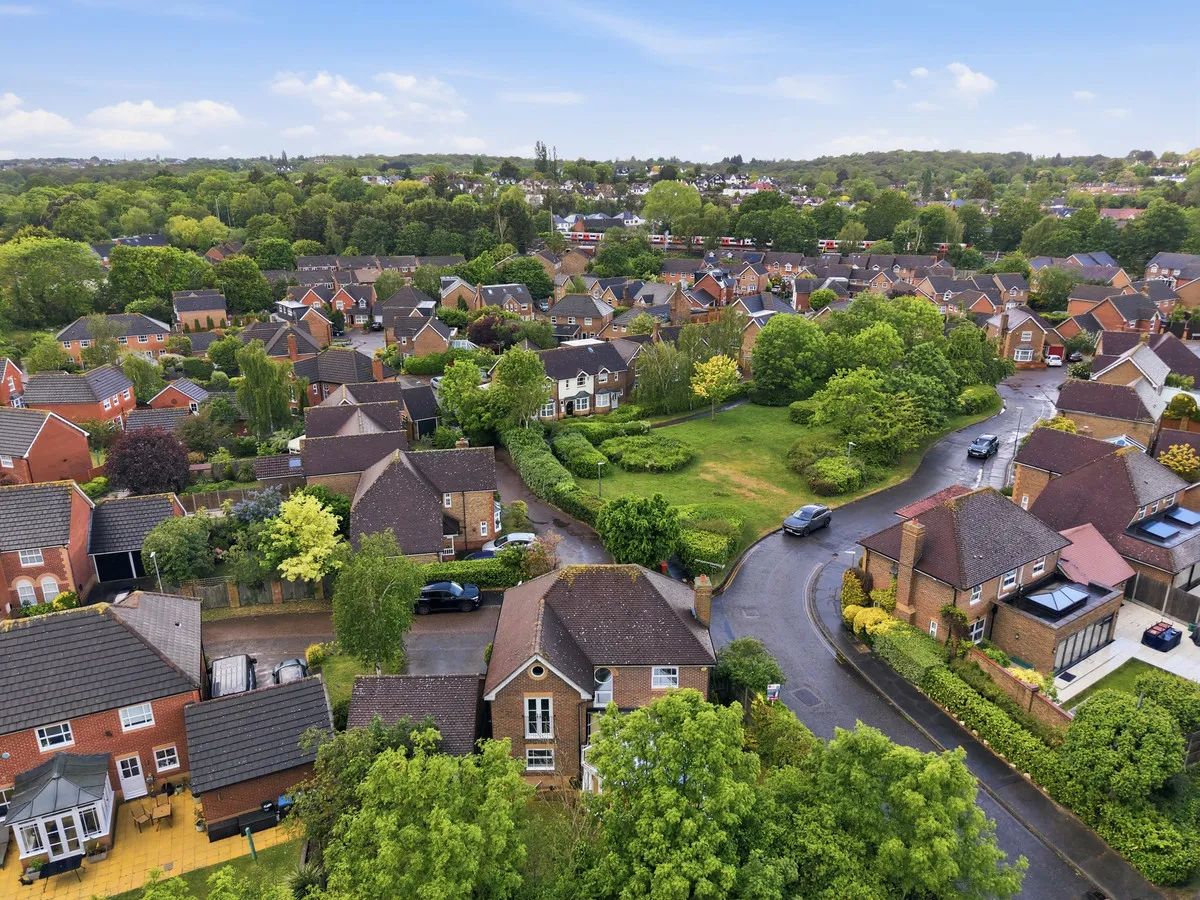 Cleves Close, Loughton, IG10, photo 27