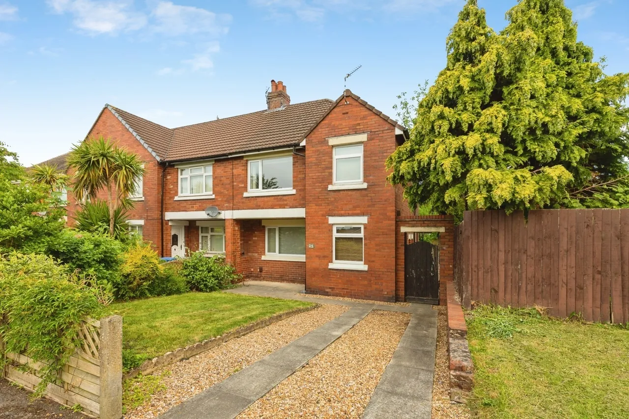 3 bed house for sale — Hodder Avenue, Chorley, Lancashire, PR7