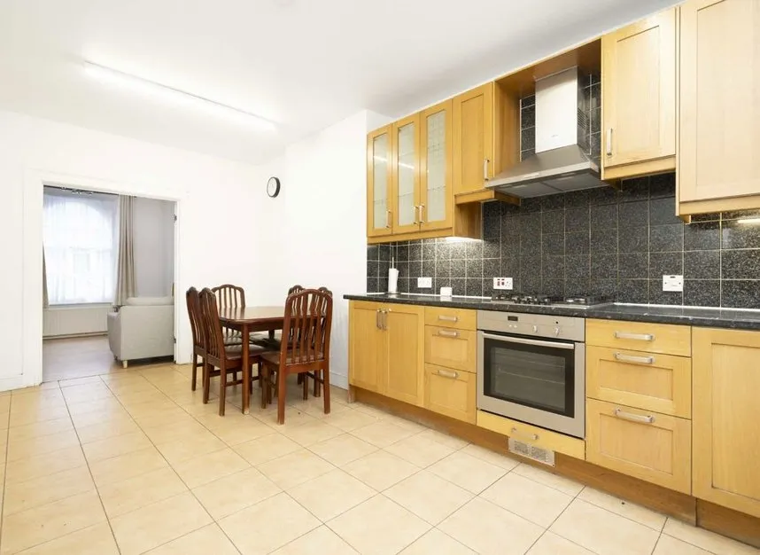 Jubilee Street, Whitechapel, E1, photo 2