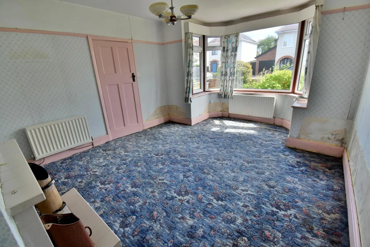 Clayford Avenue, BH22, photo 6