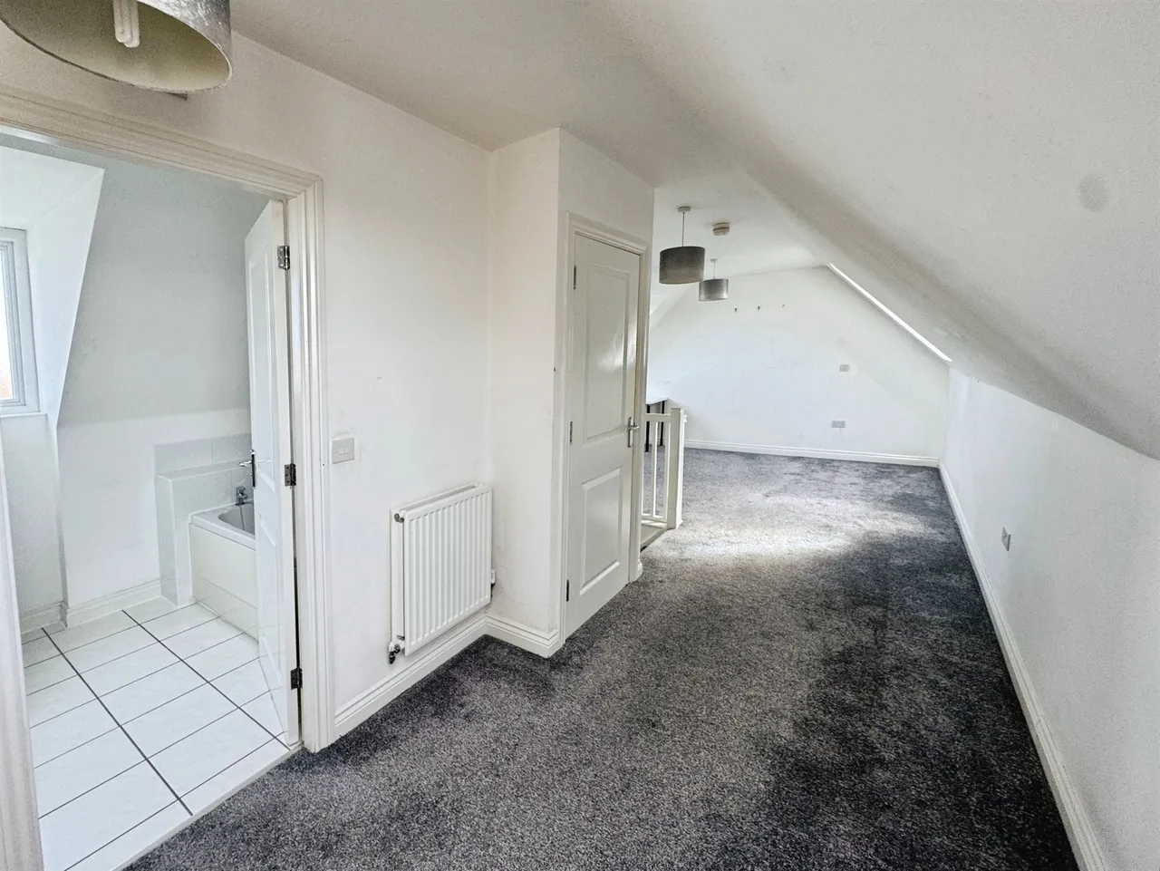 Newport Road, MK10, photo 13