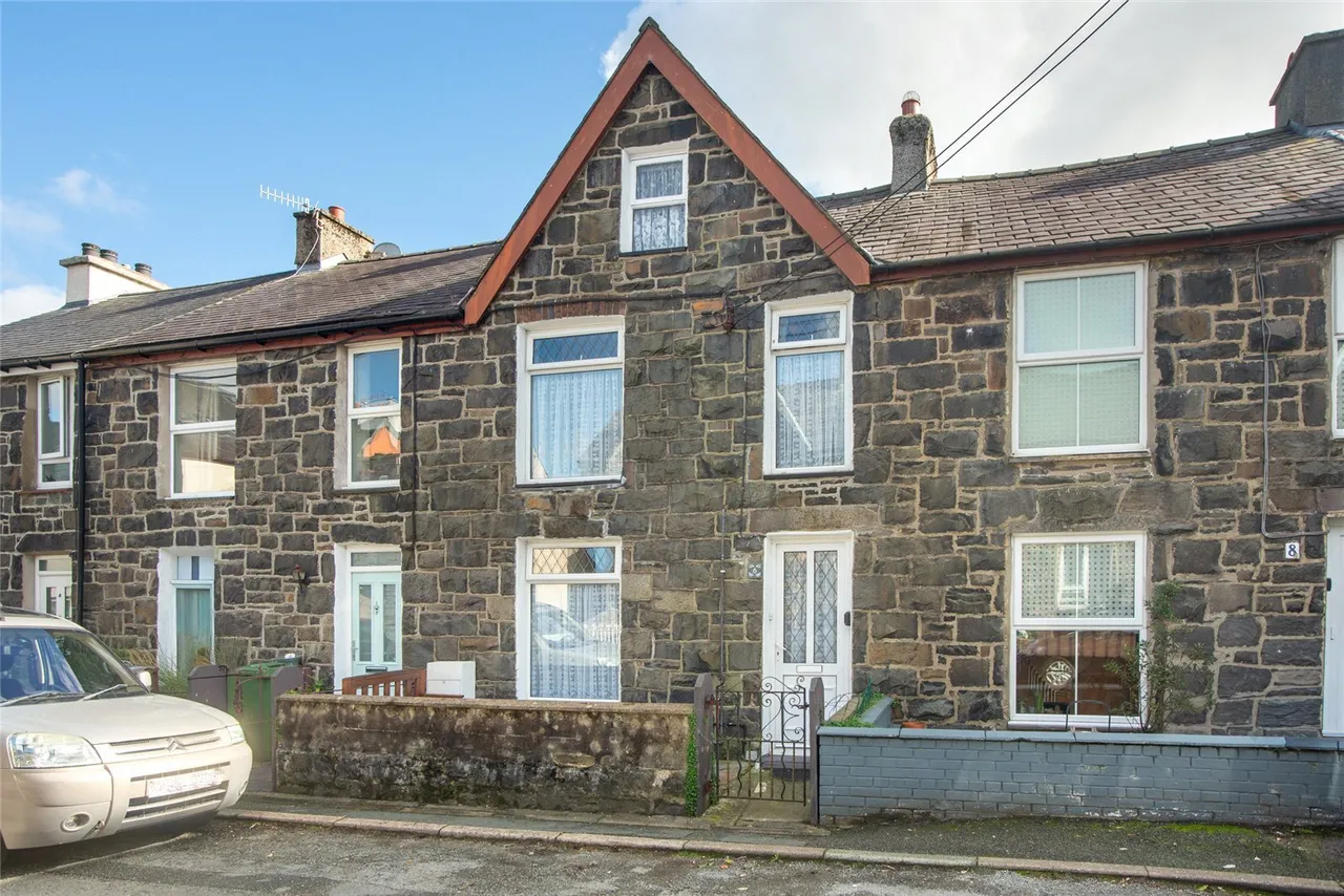 5 bed house for sale, Turner Street, Llanberis