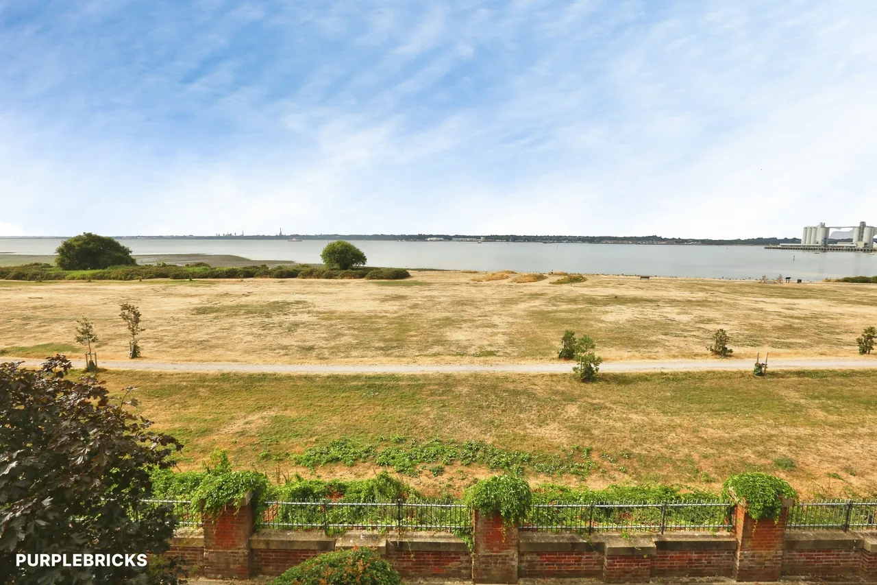 Waldegrave Close, Southampton, SO19, photo 4
