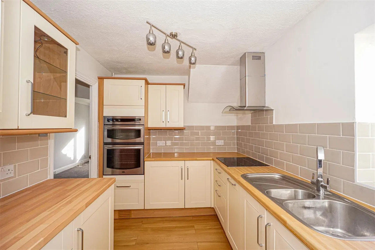 Farmlands Close, St. Leonards-On-Sea, photo 3