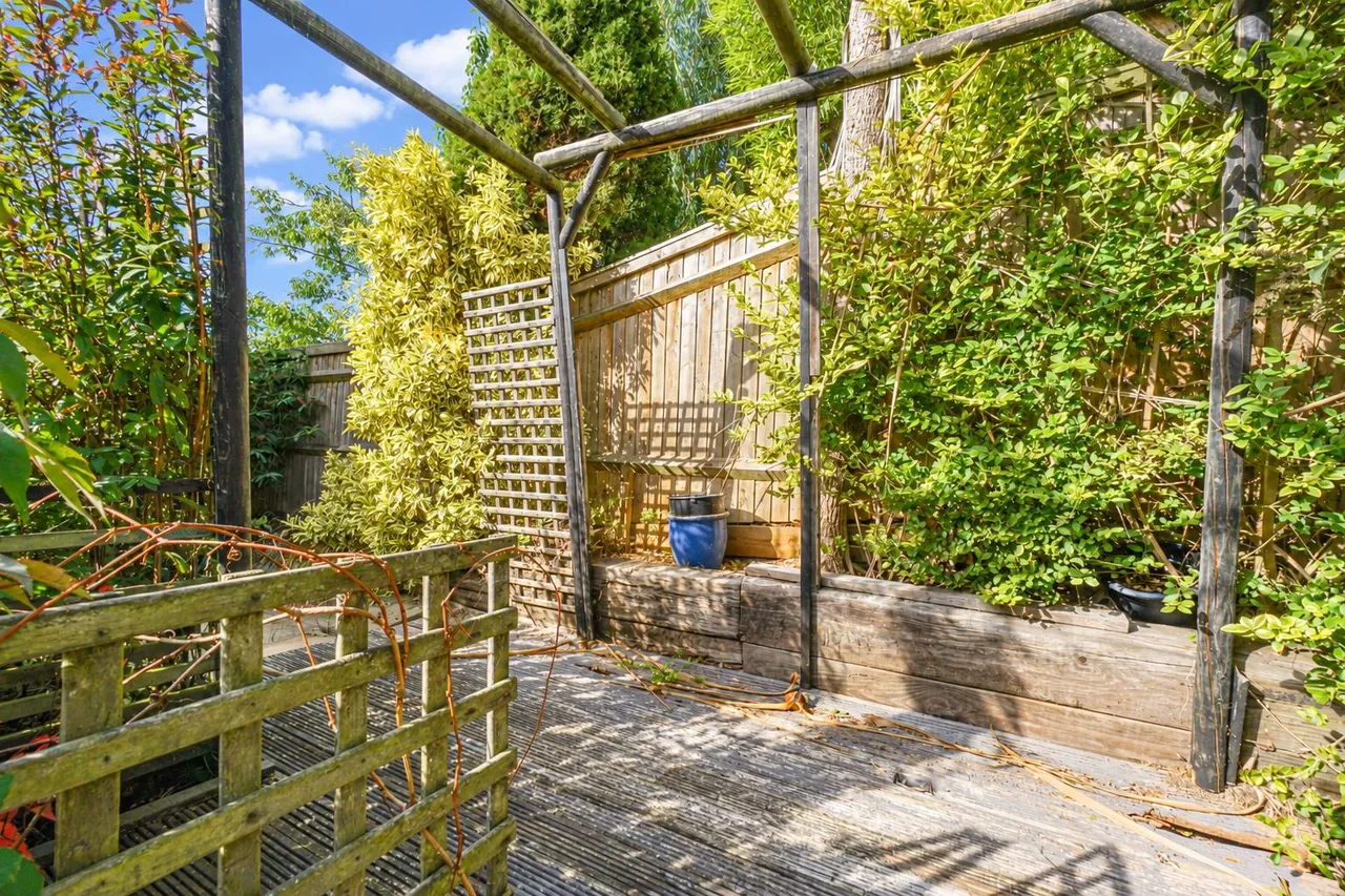 Farmlands Close, St. Leonards-On-Sea, photo 11
