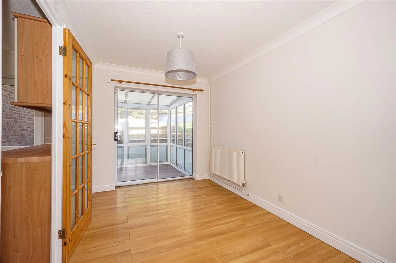Farmlands Close, St. Leonards-On-Sea, photo 19