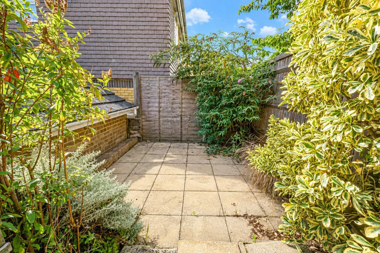 Farmlands Close, St. Leonards-On-Sea, photo 23