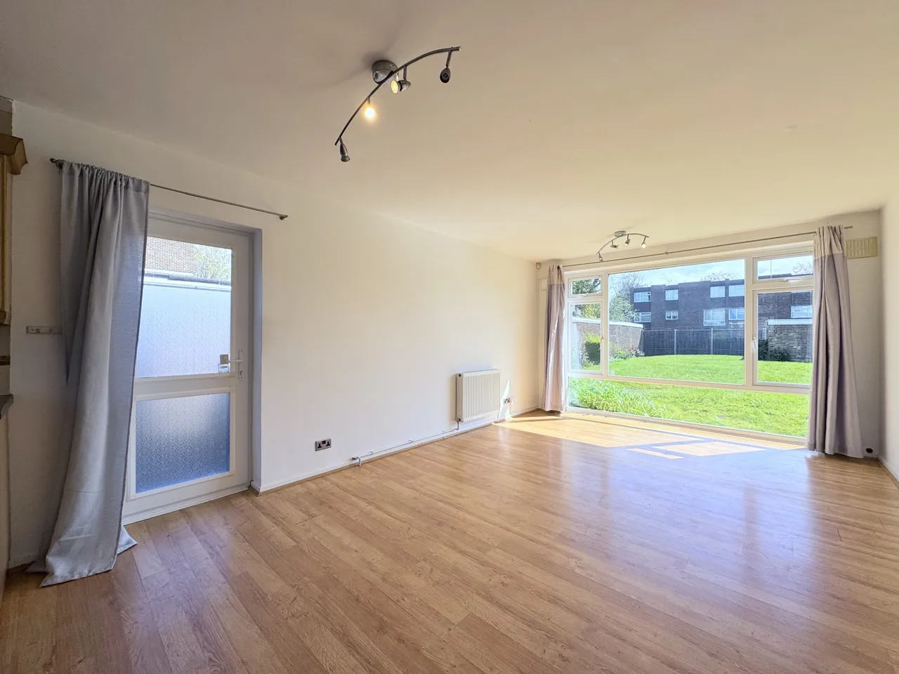Stratton Close, Edgware, HA8, photo 7