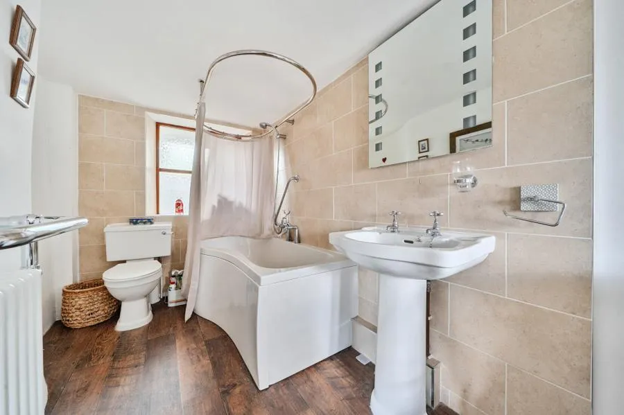 The Cottage, Velindre, LD3, photo 15