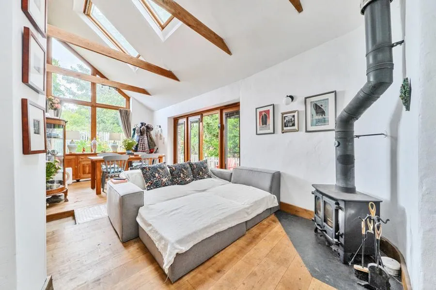 The Cottage, Velindre, LD3, photo 2