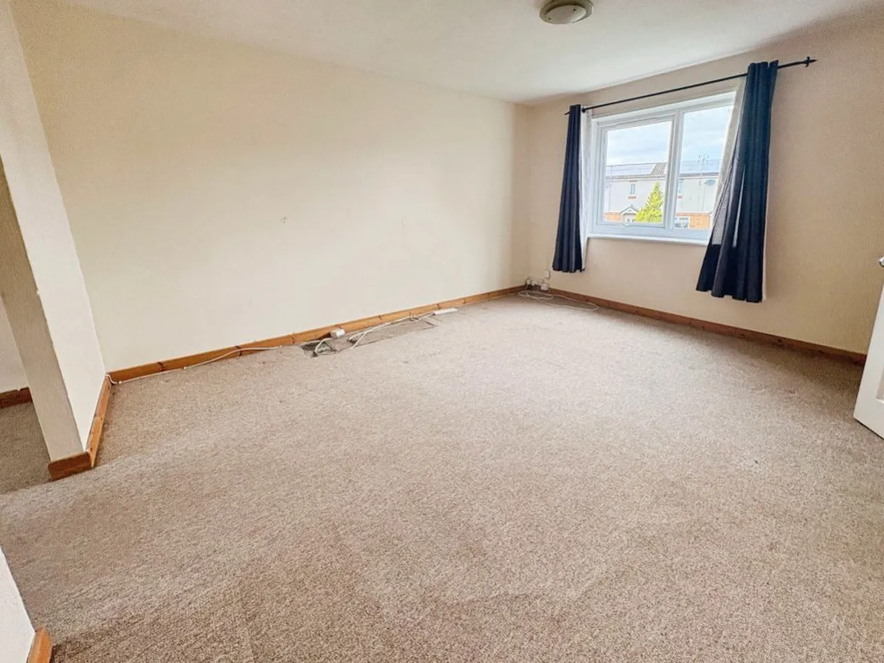 Park View, Llanharan, CF72, photo 4