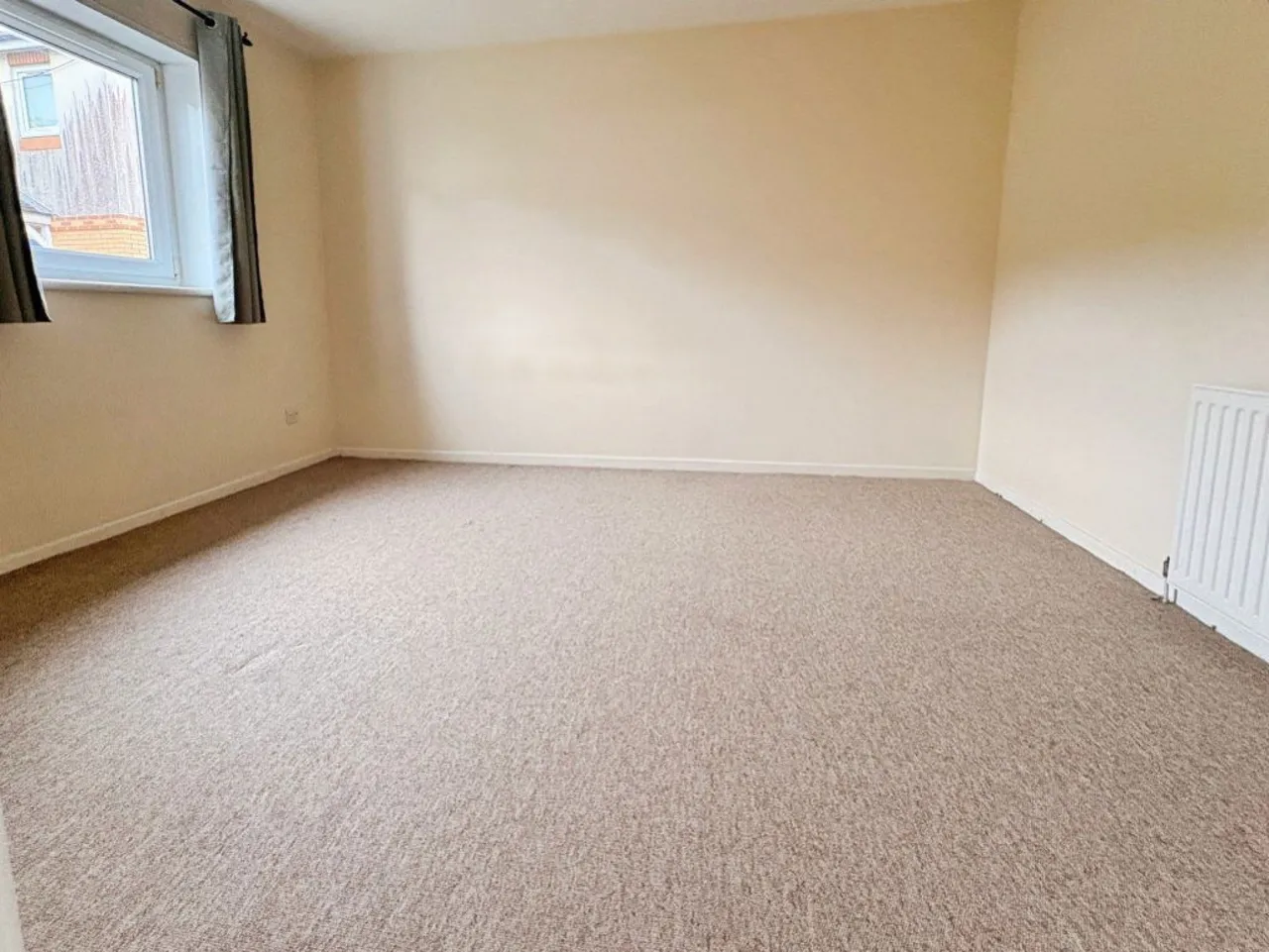 Park View, Llanharan, CF72, photo 6