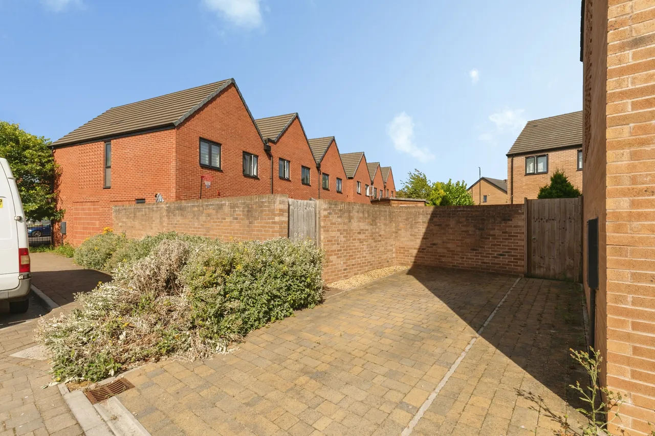 Butterfly Lane, Bristol, BS13, photo 26