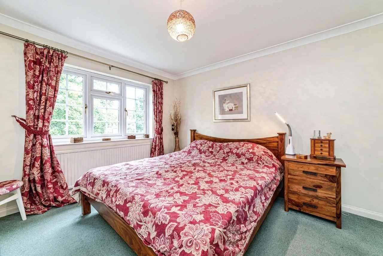 Holy Barn Close, Basingstoke, RG22, photo 15