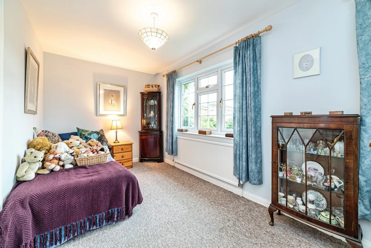 Holy Barn Close, Basingstoke, RG22, photo 17