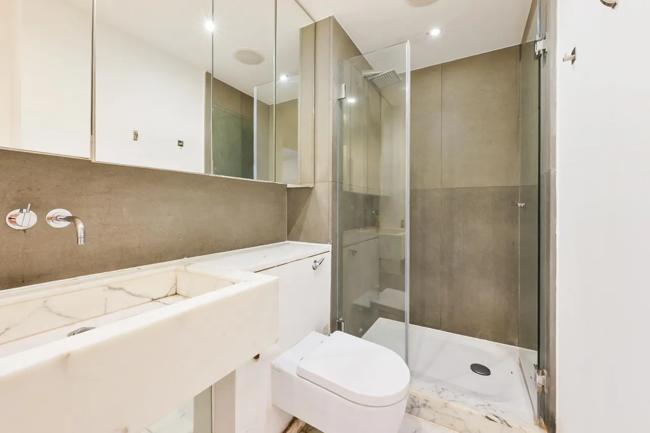Fairmont Avenue, E14, photo 16