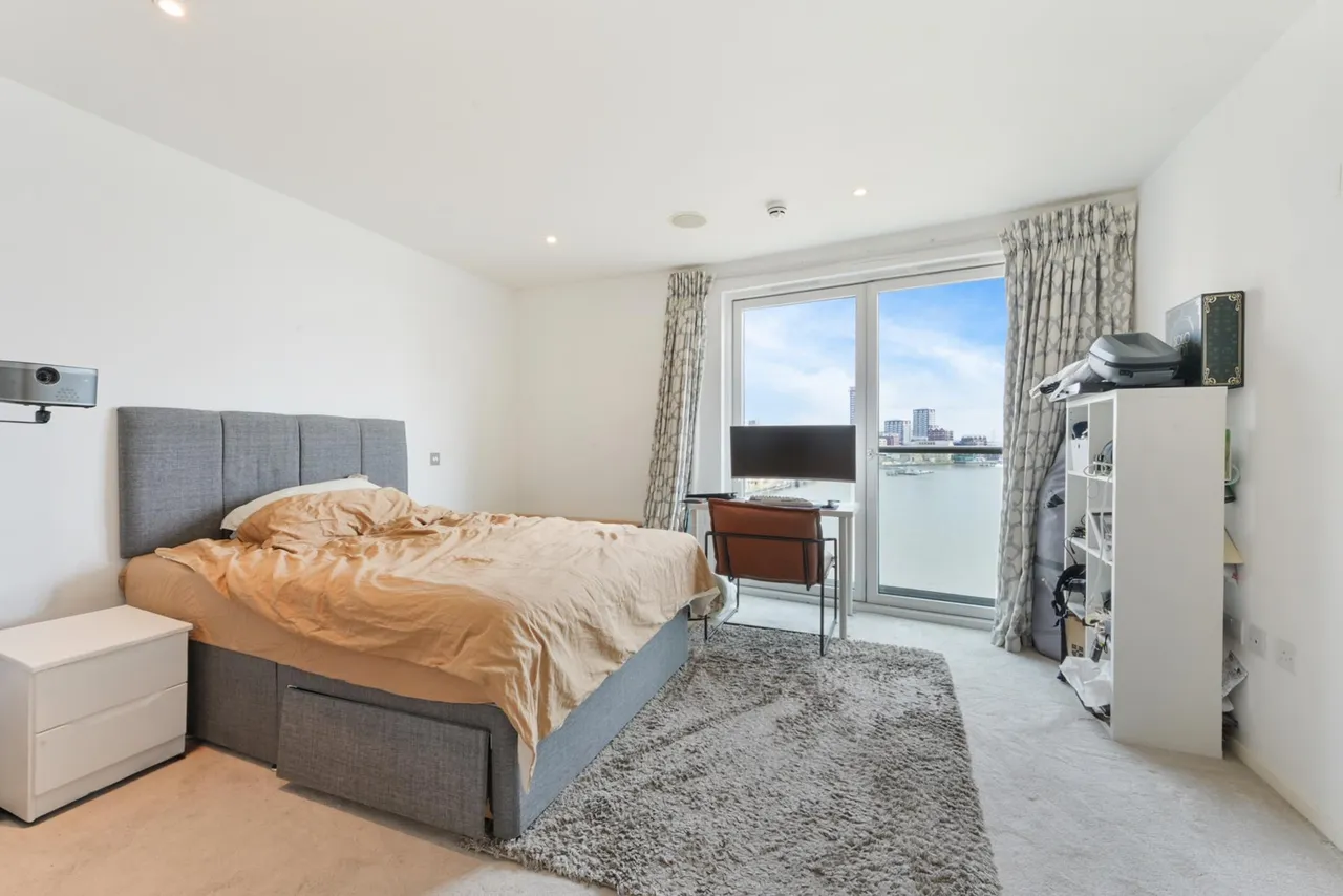 Fairmont Avenue, E14, photo 6