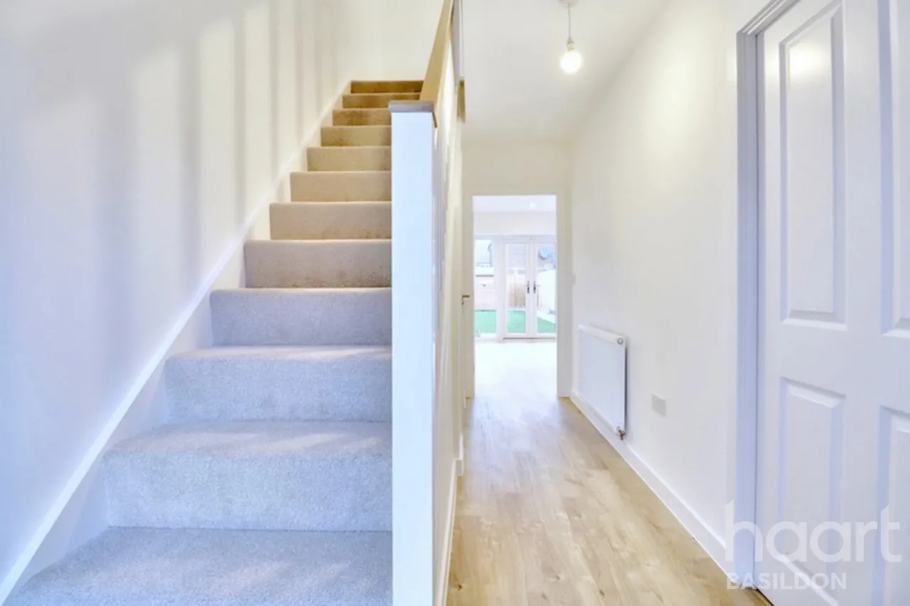 Ghyllgrove Place, Basildon, SS14, photo 15