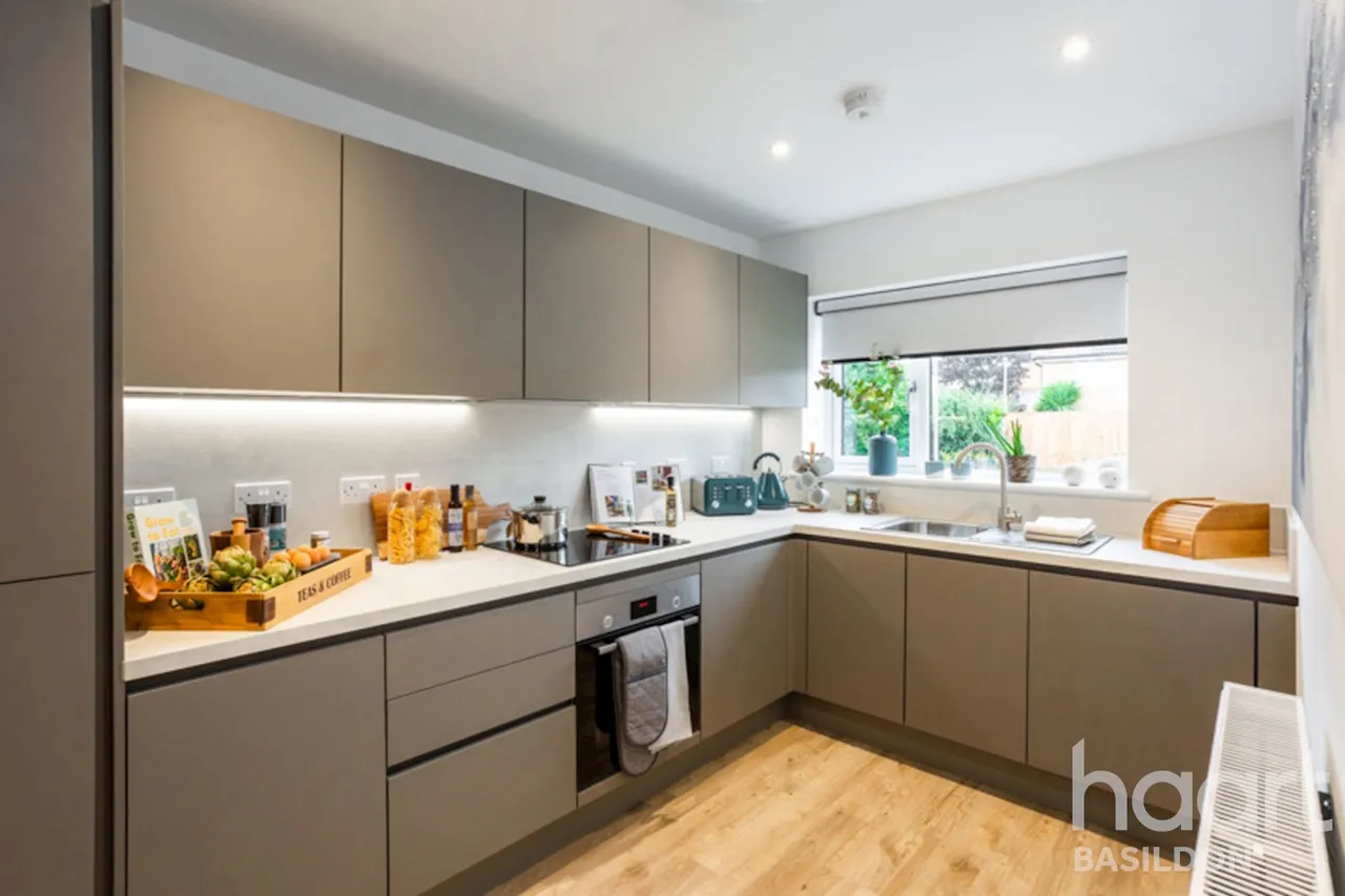 Ghyllgrove Place, Basildon, SS14, photo 4