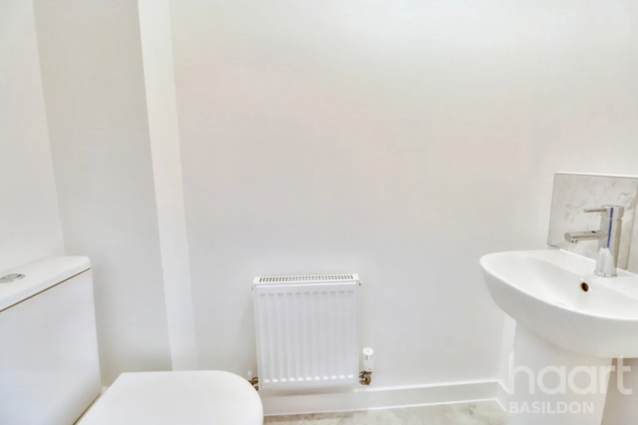 Ghyllgrove Place, Basildon, SS14, photo 14