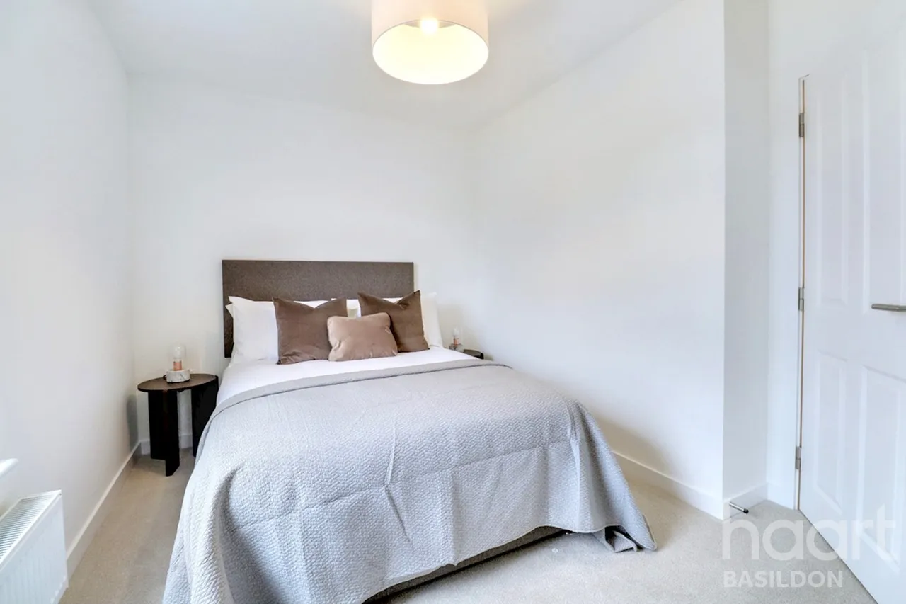 Ghyllgrove Place, Basildon, SS14, photo 9