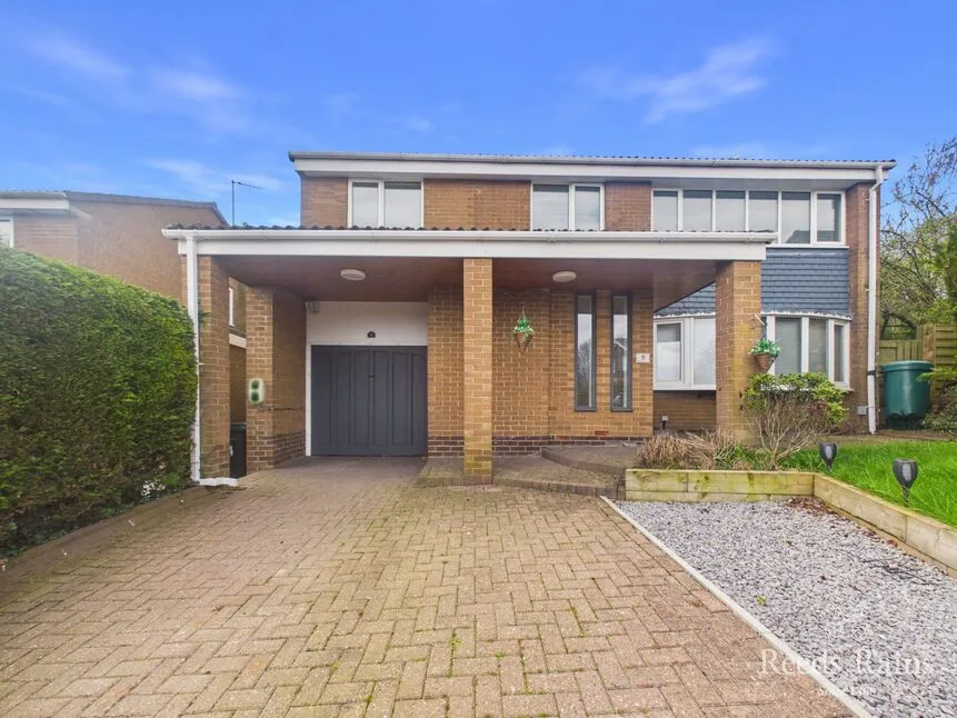 4 bed house for sale, Bromley Close, High Shincliffe, DH1