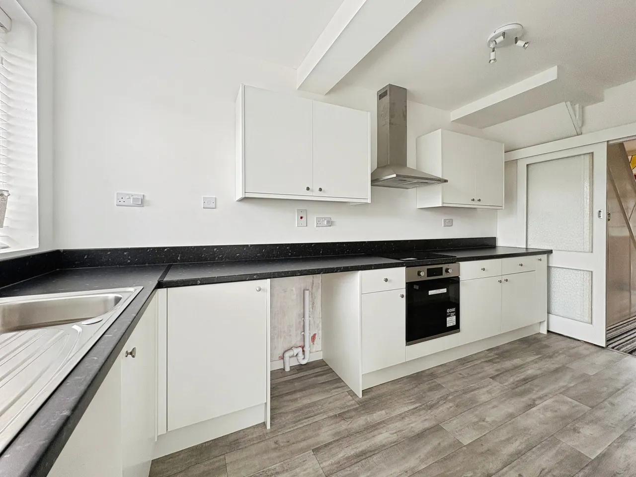 Chewton Close, Fishponds, Bristol, photo 2
