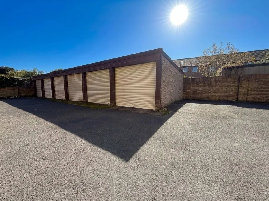 Cornwall Road, Uxbridge, UB8, photo 9