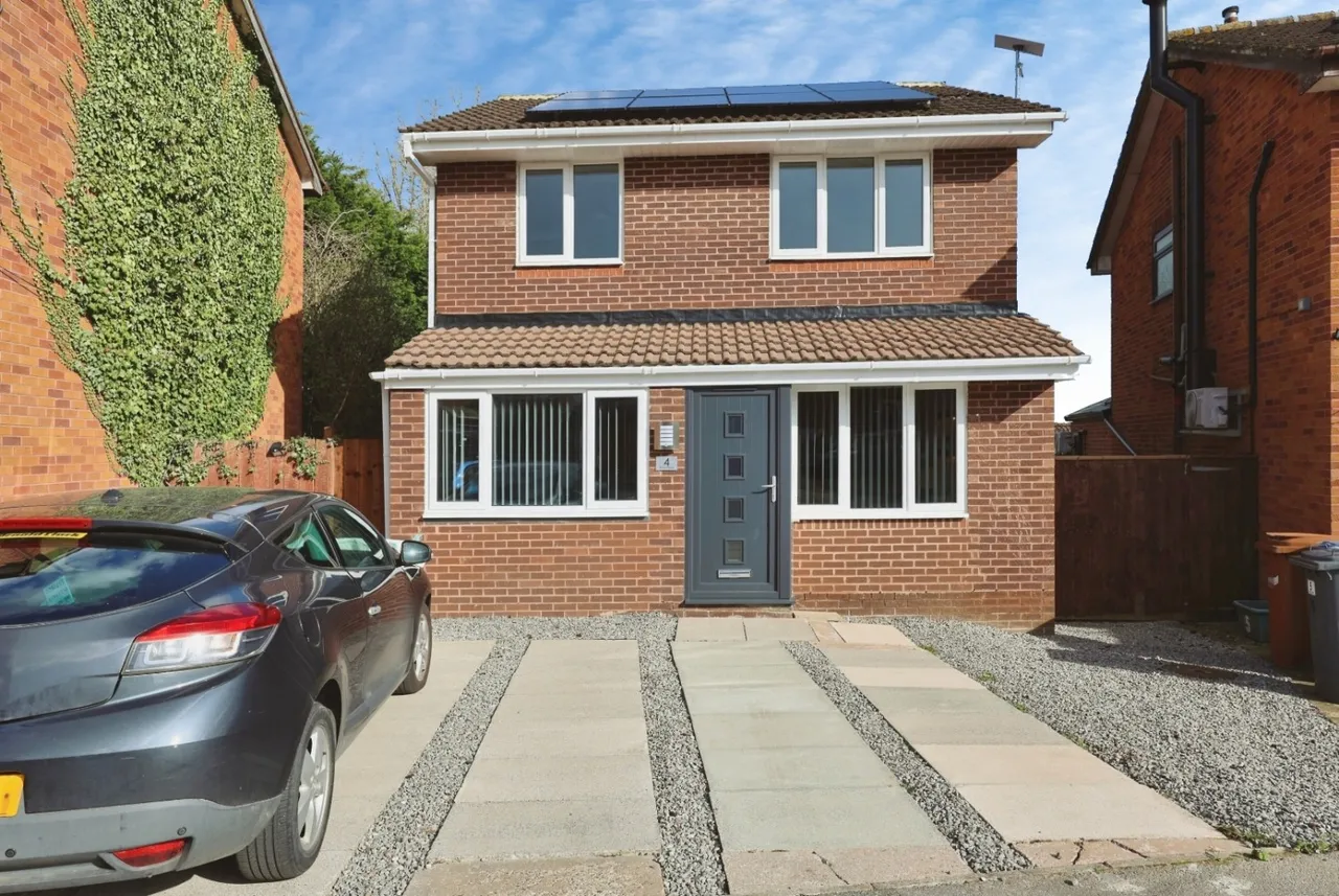 4 bed house for sale — Raby Drive, Newton Aycliffe