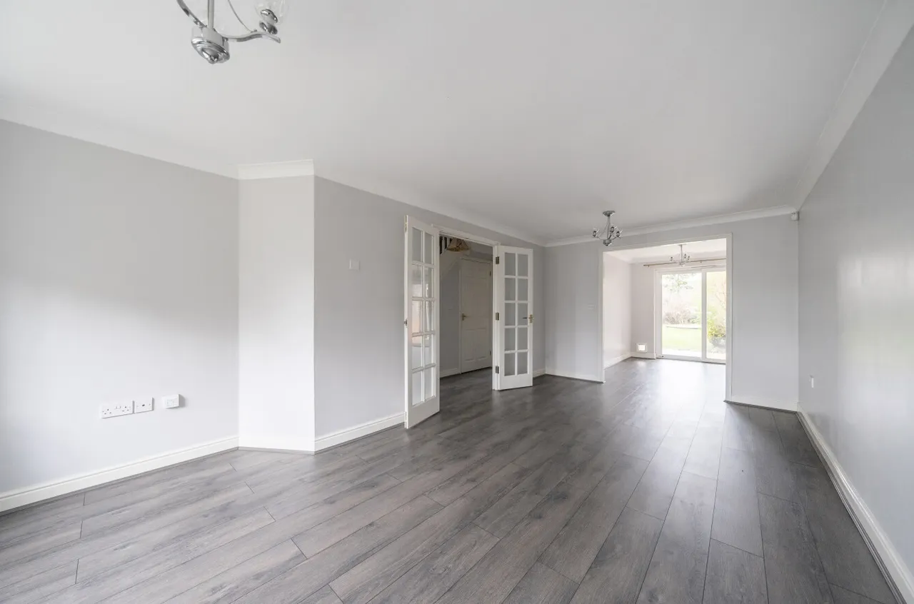Royal Huts Avenue, Hindhead, GU26, photo 4