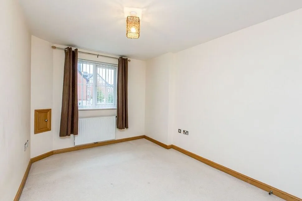 Moat House, Marine Approach, Cheshire, CW8, photo 6