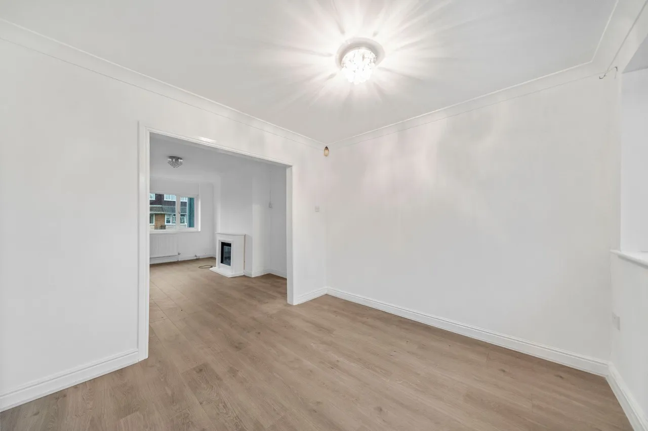 Girvan Crescent, Ashton-In-Makerfield, Wigan, Wigan, WN4 0SS, photo 5