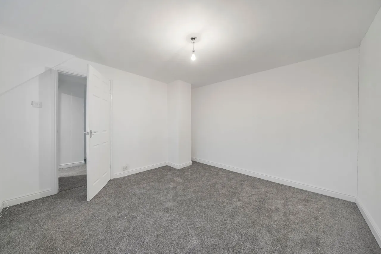 Girvan Crescent, Ashton-In-Makerfield, Wigan, Wigan, WN4 0SS, photo 13