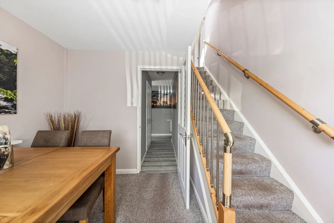 Alderley Road, Thelwall, Warrington, Warrington, WA4 2JA, photo 10