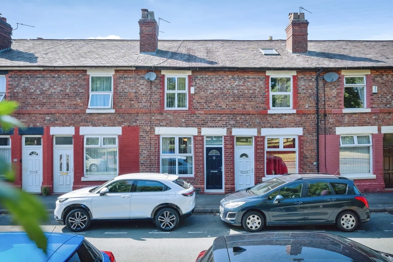 2 bed house for sale — Chorley Street, Warrington, Cheshire, WA2