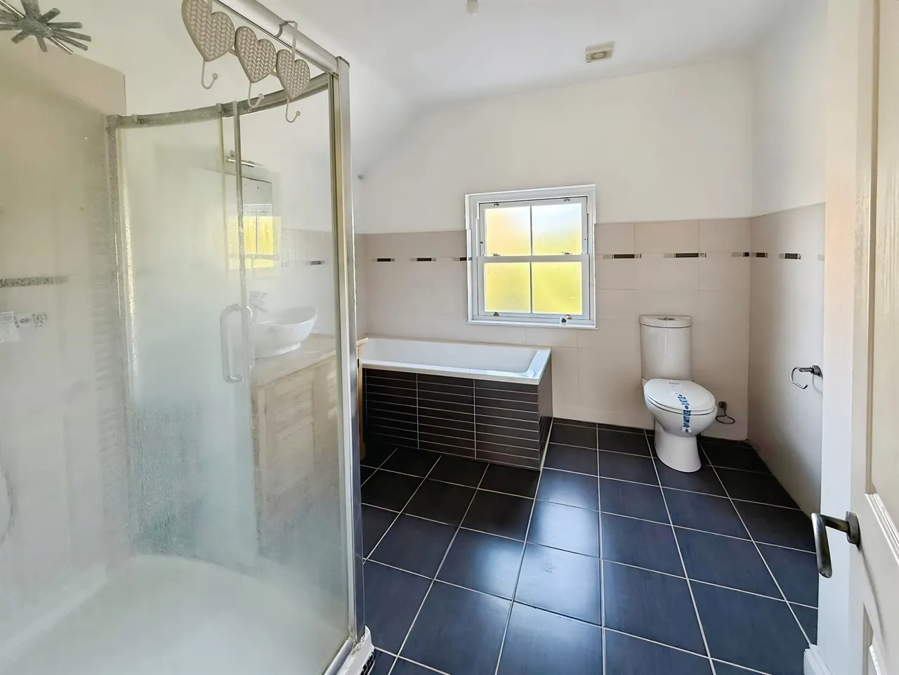 Brook End, Weston Turville, HP22, photo 16