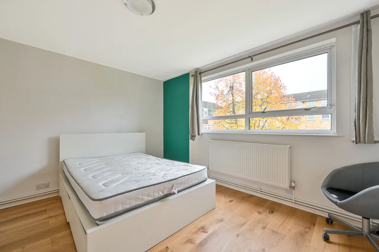 22 The Shimmings, Boxgrove Road, Guildford, photo 10