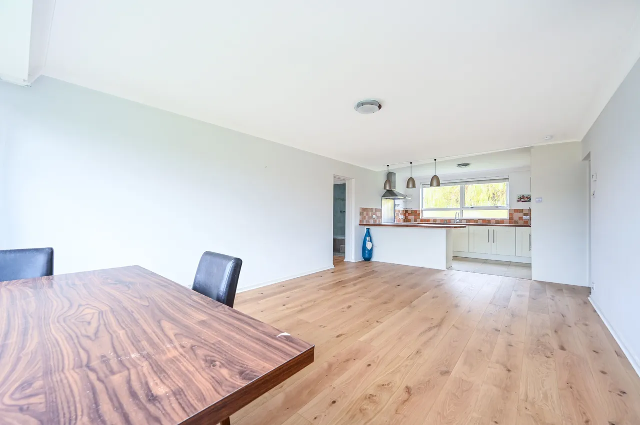 22 The Shimmings, Boxgrove Road, Guildford, photo 3