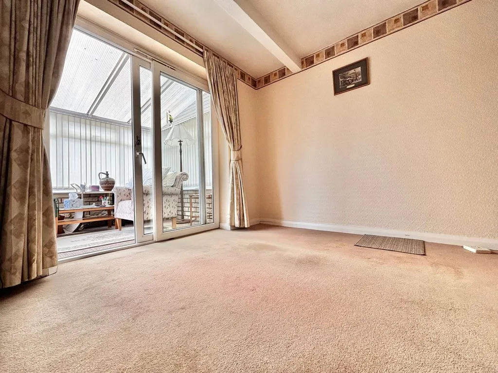 Whitecrest, Great Barr, B43, photo 29