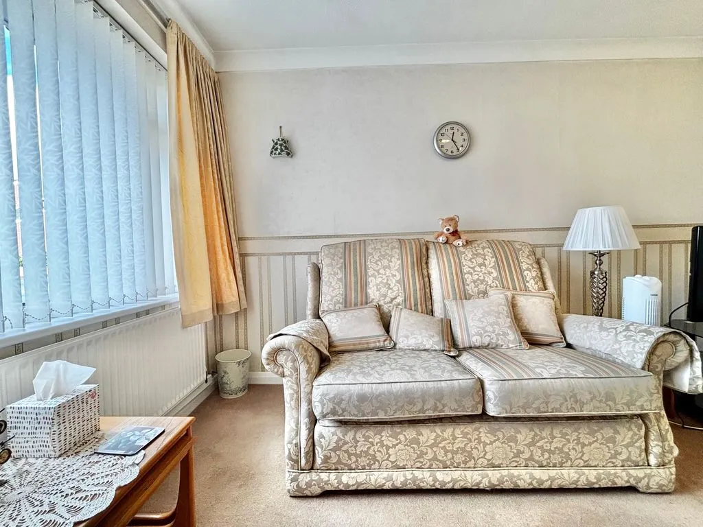 Whitecrest, Great Barr, B43, photo 12