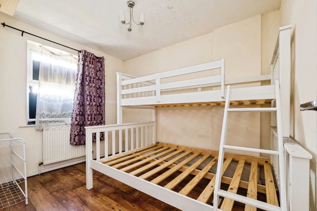Woodget Close, Beckton, London, E6, photo 8