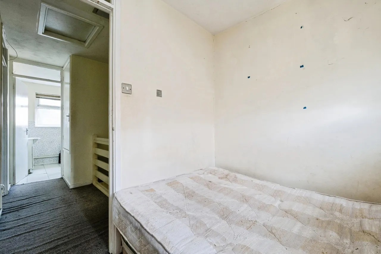 Woodget Close, Beckton, London, E6, photo 11