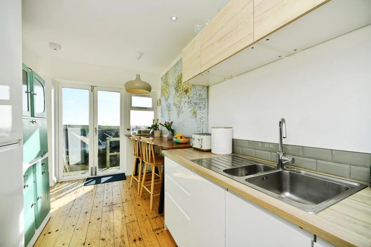 Oaklands Avenue, Brighton, BN2, photo 8
